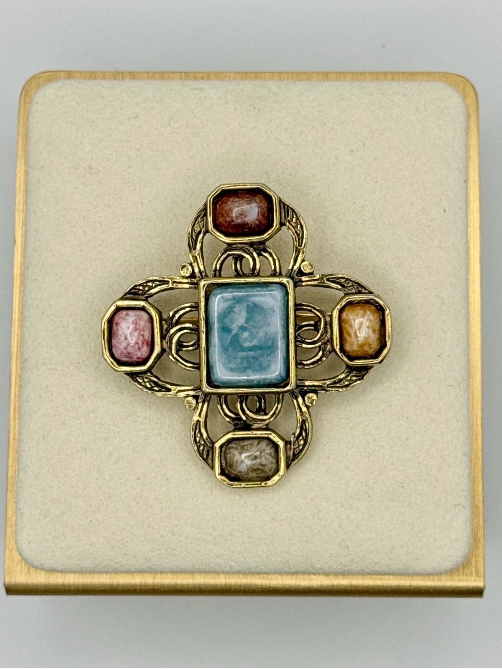 Estate Vintage Gold Tone Faux Stone Maltic Cross Brooch Pin